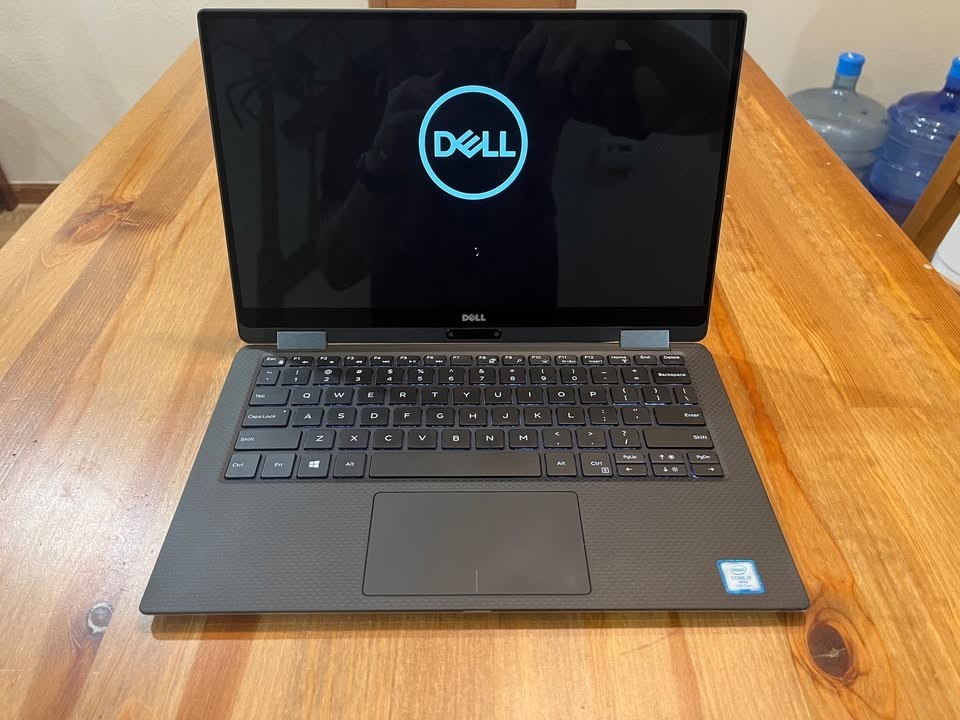 Dell XPS 13 9365 2-in-1 13.3″ FHD TouchScreen Core i7-7Y75 8GB 256GB SSD Win 10