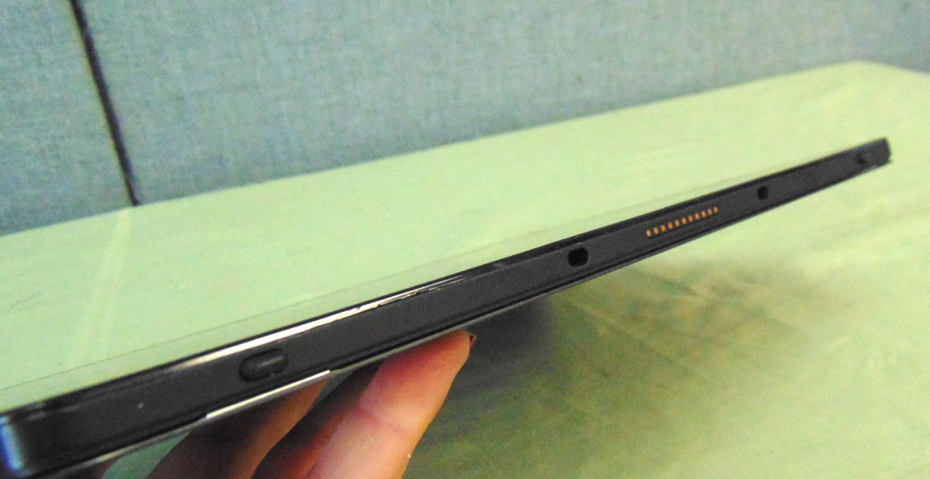 Dell Latitude 5290 2-n-1 Tablet i5-8350U 1.7GHz/ 8GB/No HD/OS/ Scratch