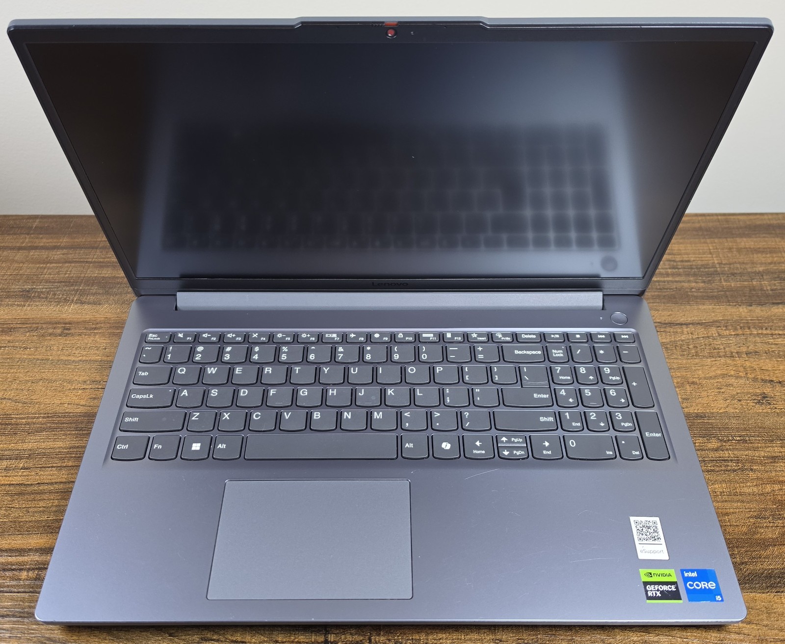 Lenovo LOQ – 15.6″ FHD 144 Hz – i5-12450HX – RTX 2050 – 16/512 **READ**
