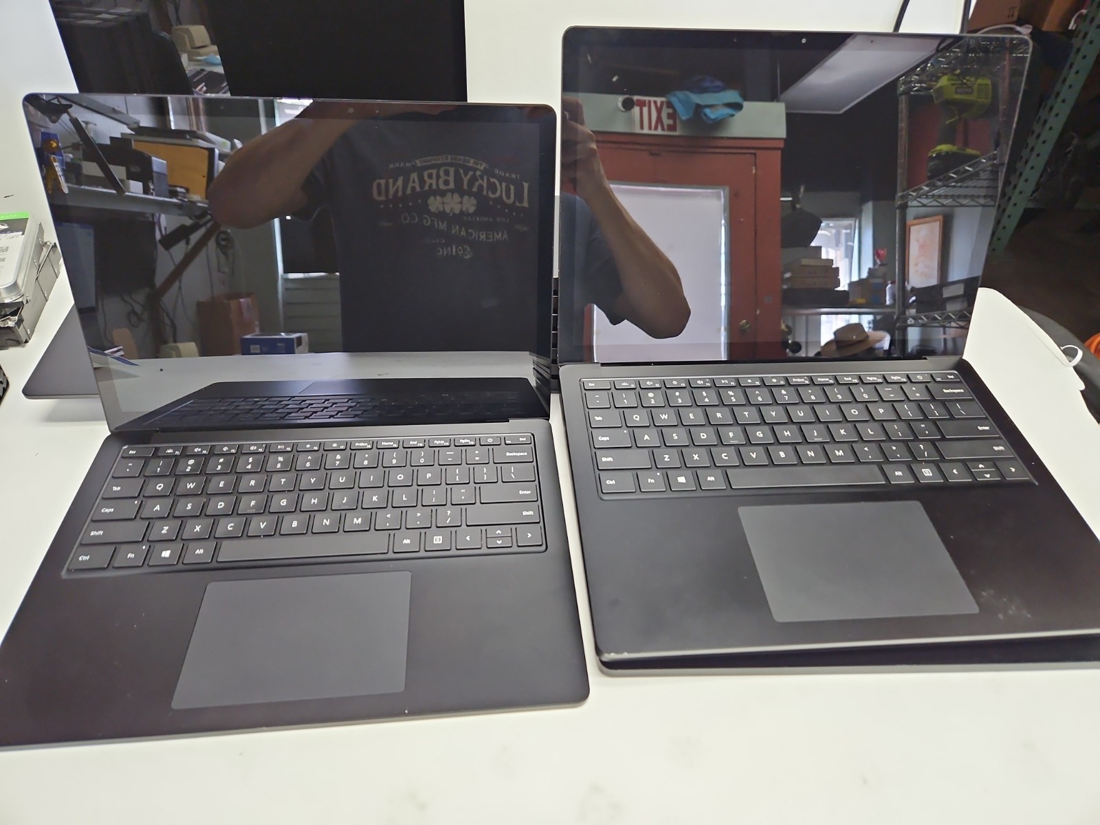 Lot of (16) Microsoft A1951 / A1868 Surface Laptops for Parts – Non Working