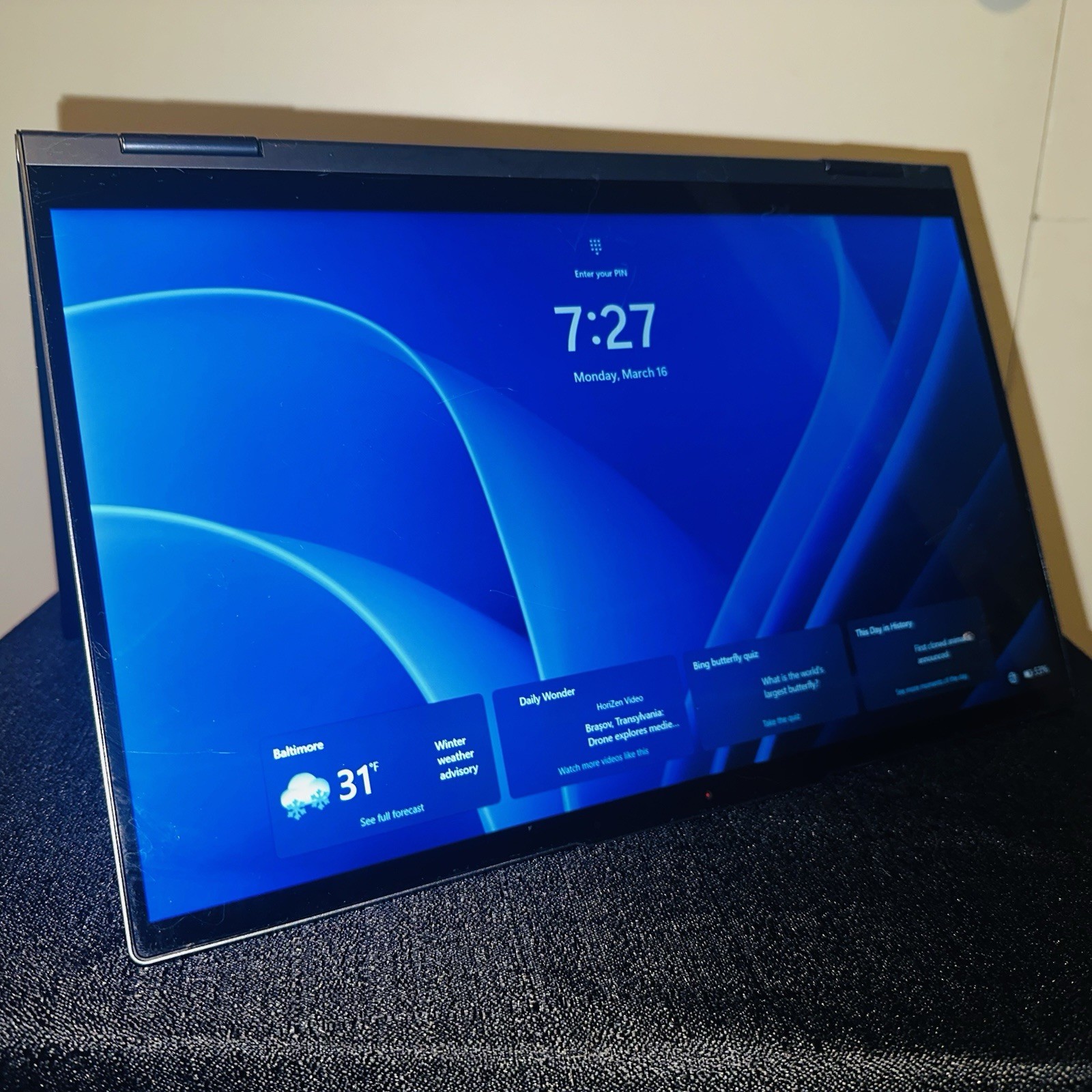 Lenovo Yoga 7i 15.6″ Convertible Touchscreen Laptop Intel Core i5 Windows 11