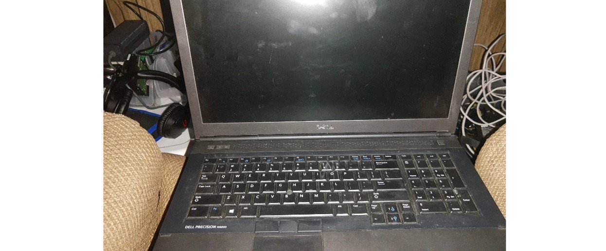M6800 Adobe CC Collection2025 i7-4930MX@3GHz 32GB/4TB SSD Blueray, 8GB Graphics