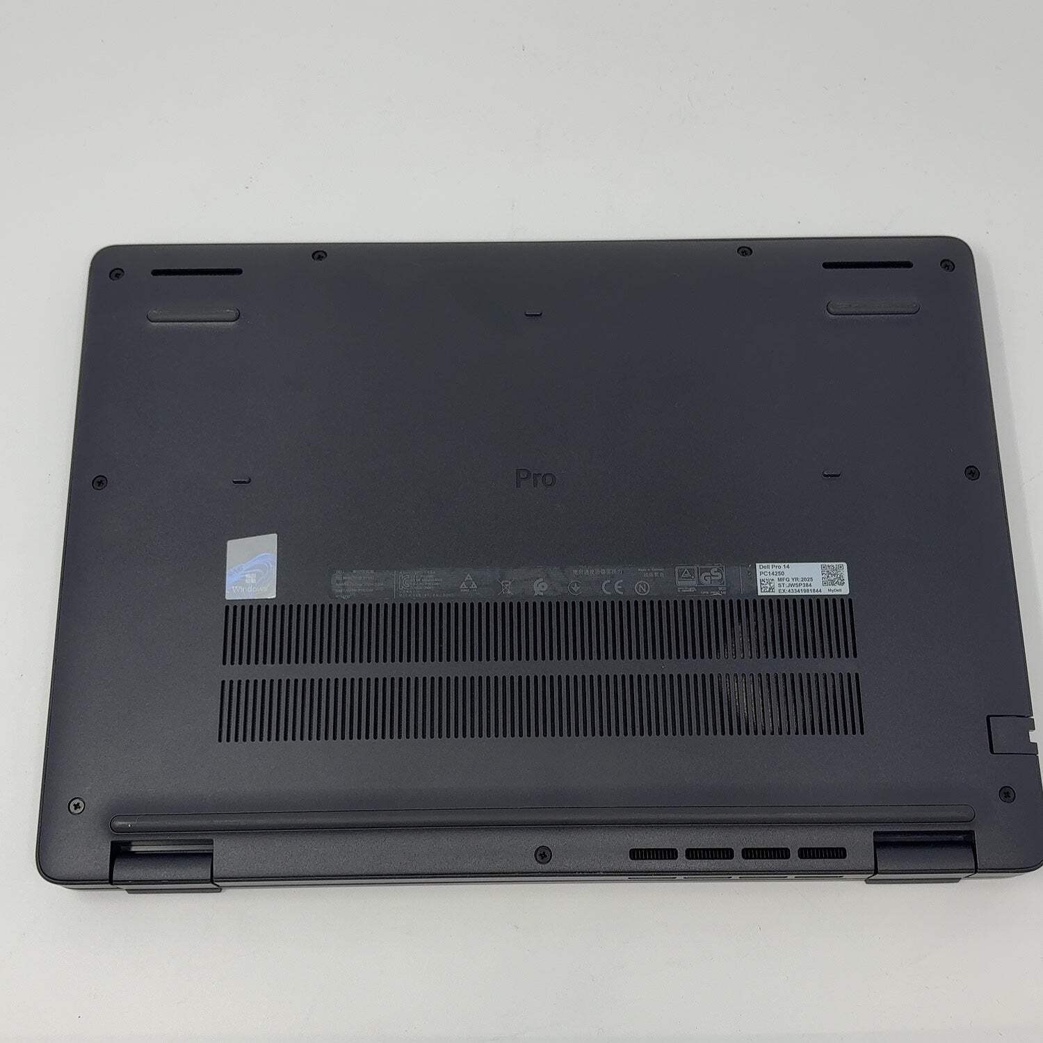 Dell Pro 14 PC14250 13.4″ Core 7 150U 1.8GHz 16GB RAM 512GB SSD