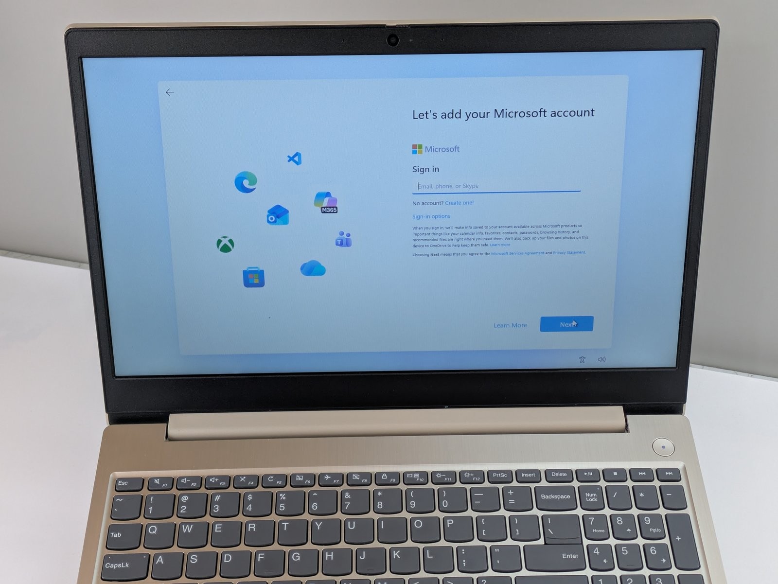 Lenovo IdeaPad 3 15ITL05 15.6″ Touch i3-1115G4 8GB RAM 256GB SSD HD W11H