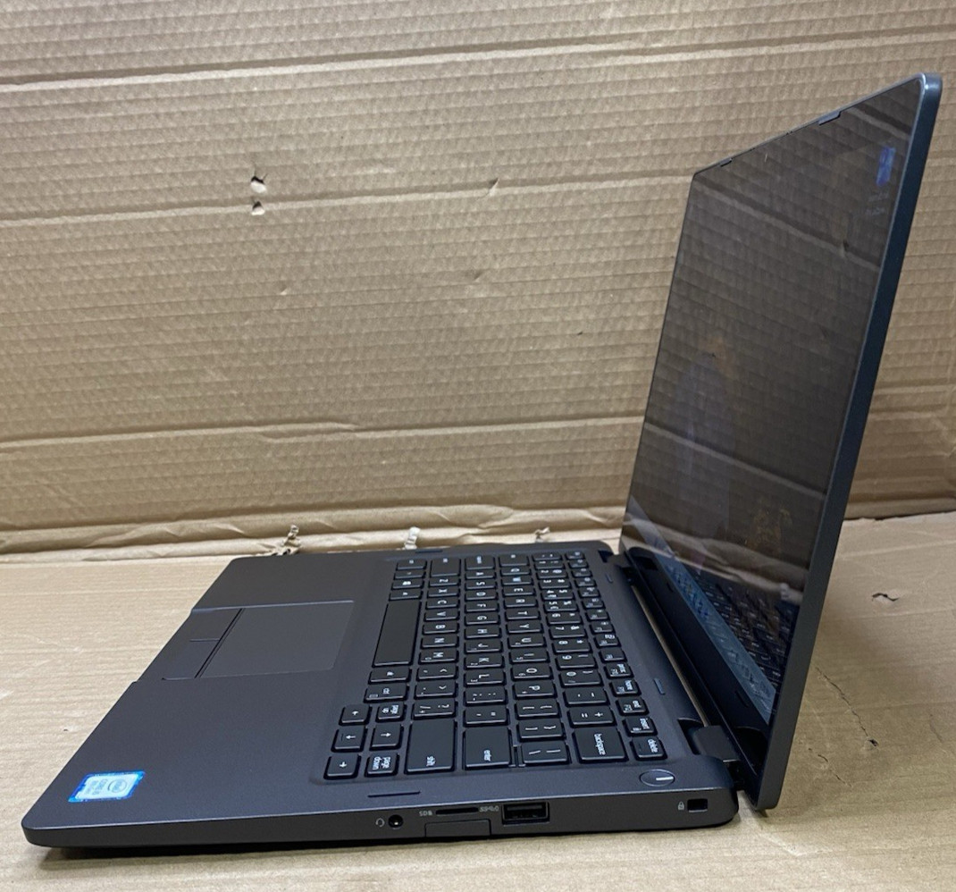 Dell Latitude 5300 2-in-1 Core i5-8265U @ 1.60GHz 8GB RAM 256GB SSD Windows11Pro