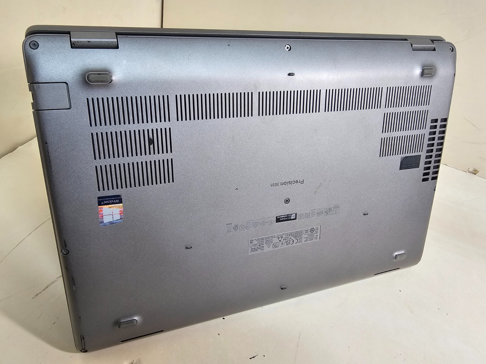Dell Precision 3551 Laptop – 2.6 GHz i7-10750H 32GB 256GB SSD Cam 15.6″ – SP20