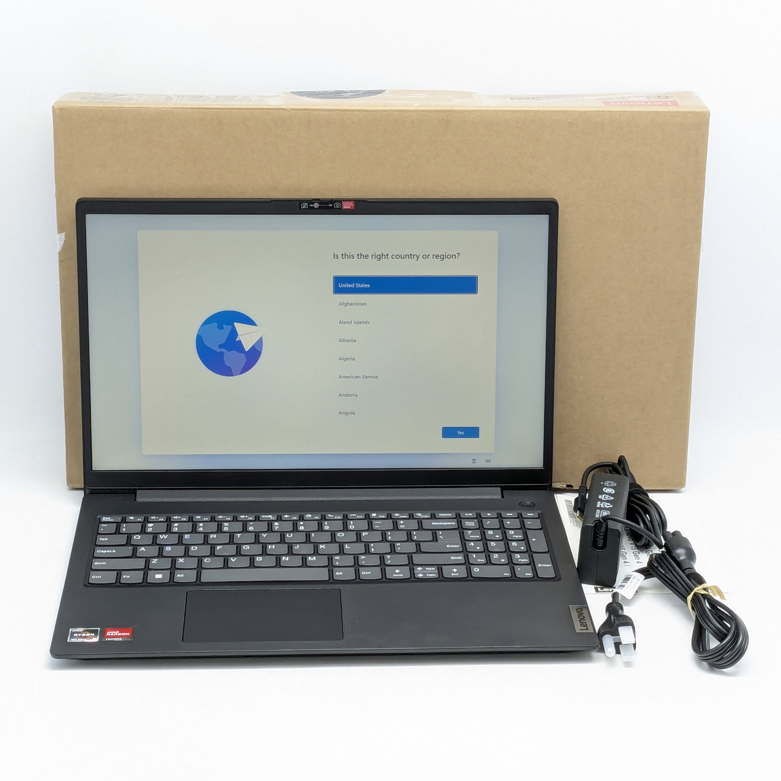 Lenovo V15 G4 15.6″ AMD Ryzen 3 7320U 16GB DDR5 512GB SSD Windows 11 Home