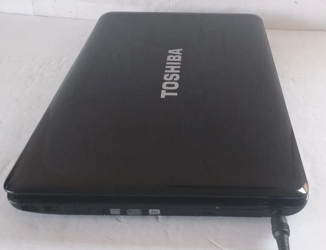 TOSHIBA SATELLITE L655D-S 15.6″ AMD TURION ll 2.30GHz 4GB 500GB WIN 7 PRO