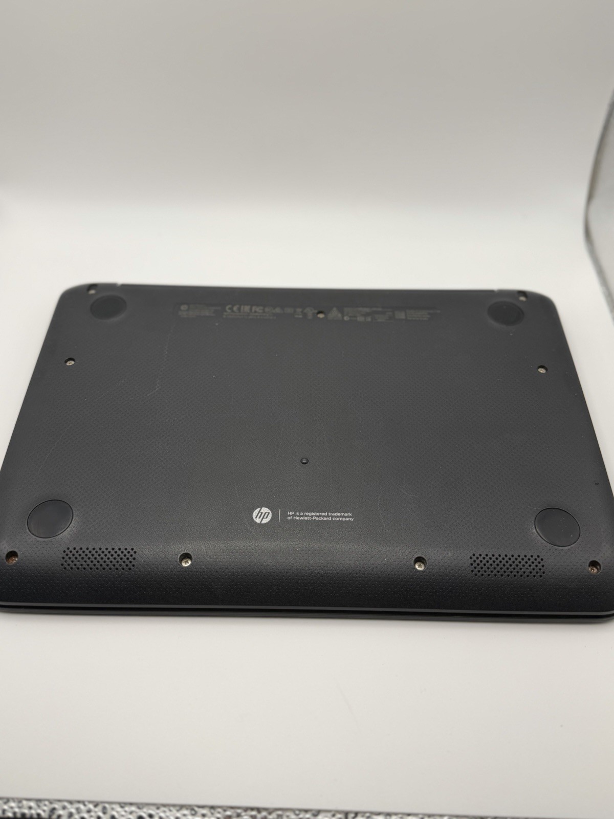 HP ChromeBook 11 G4 TPN-Q151 11.6″ Laptop-Parts Only Works W/ Charger