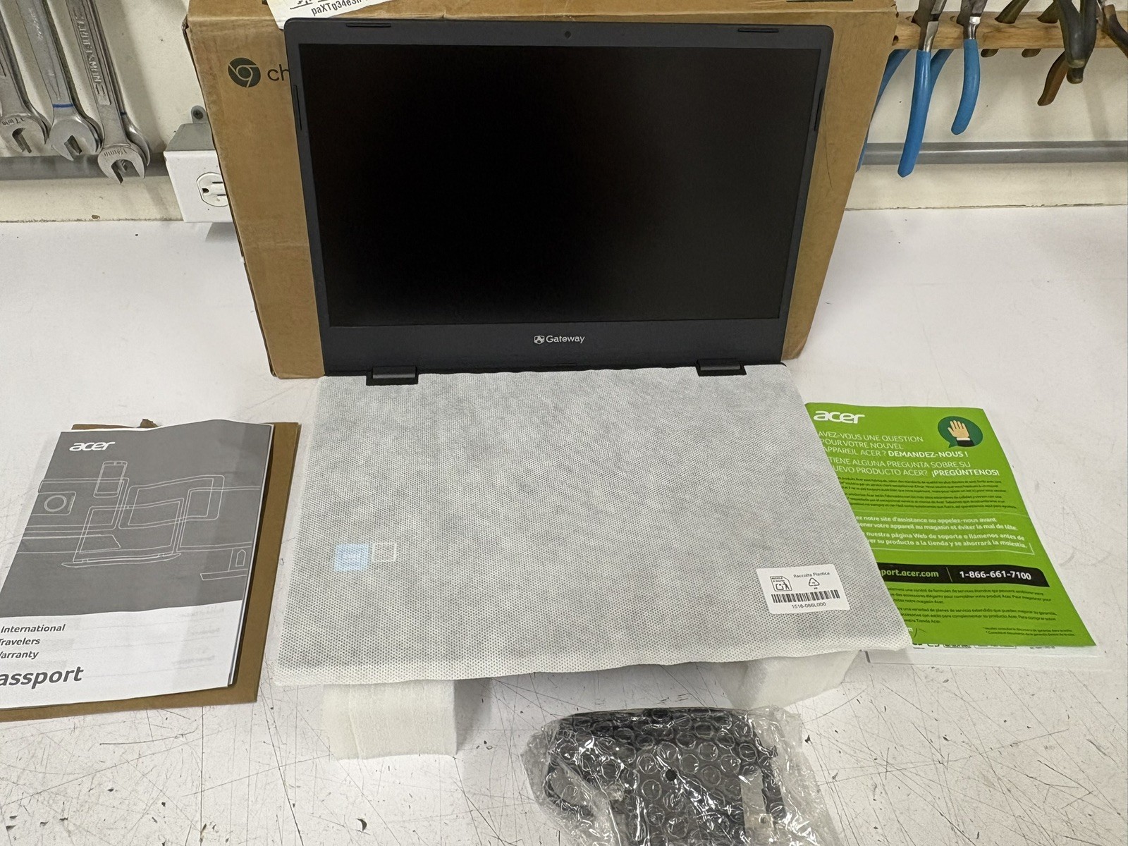 Acer Gateway Chromebook 314 Laptop 14” (CBO314-1H-C476) Black