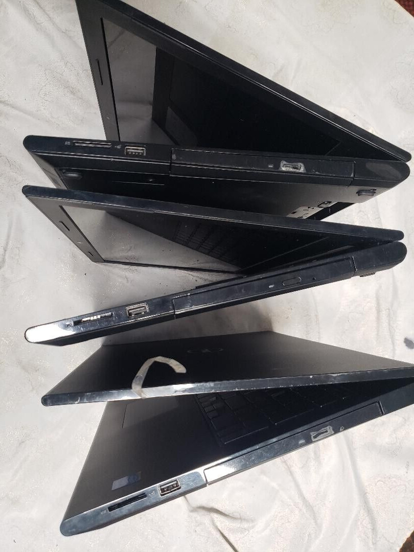 Lot of ( 3 ) Dell Inspirion 3542/3543 i3 4th Gen 4GB RAM No HDD/Battery/Charger