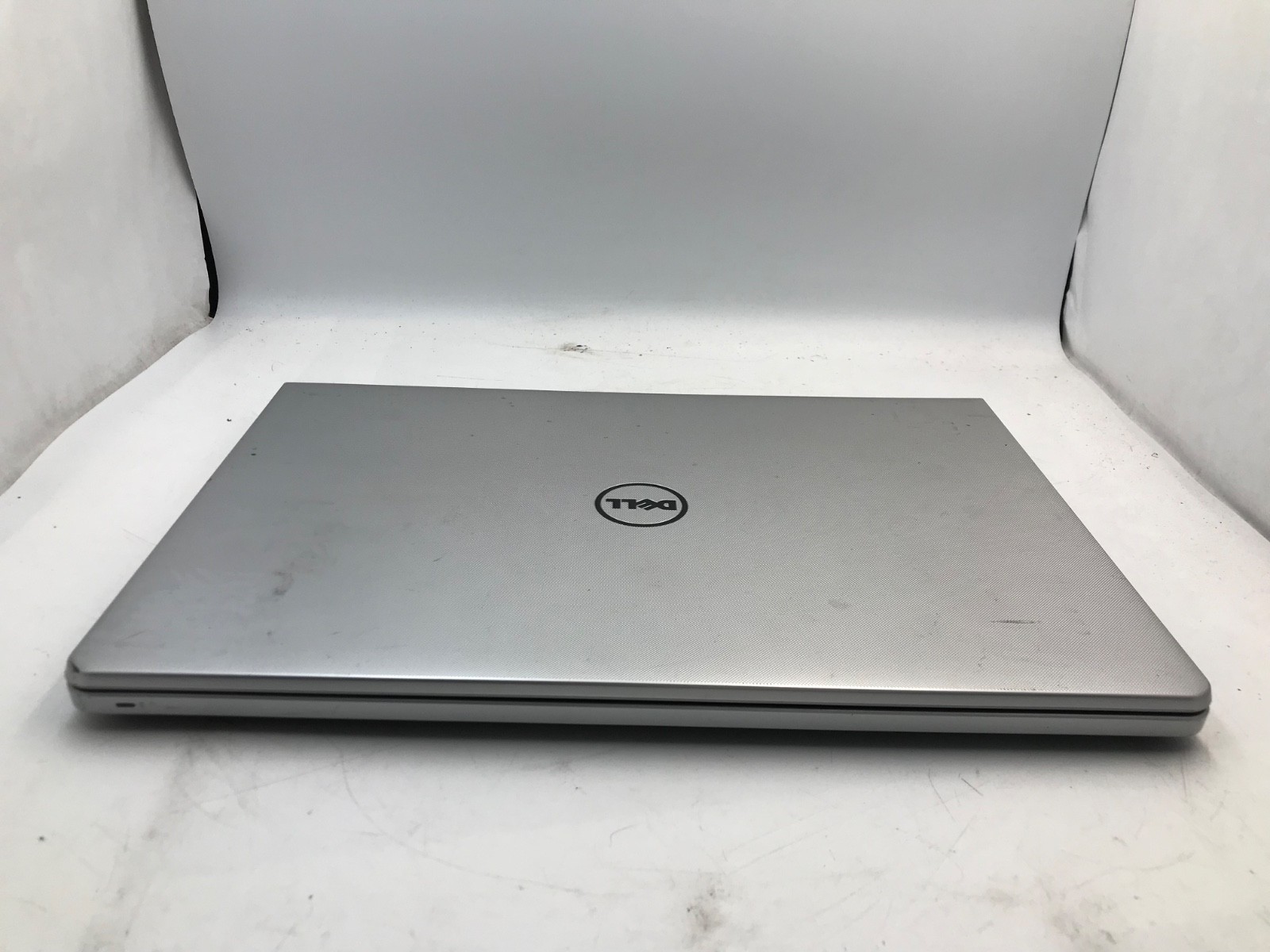 Dell Inspiron 5555 AMD A6-7310 Radeon 4- 2.0GHz 17″- MISSING KEYS-MZ