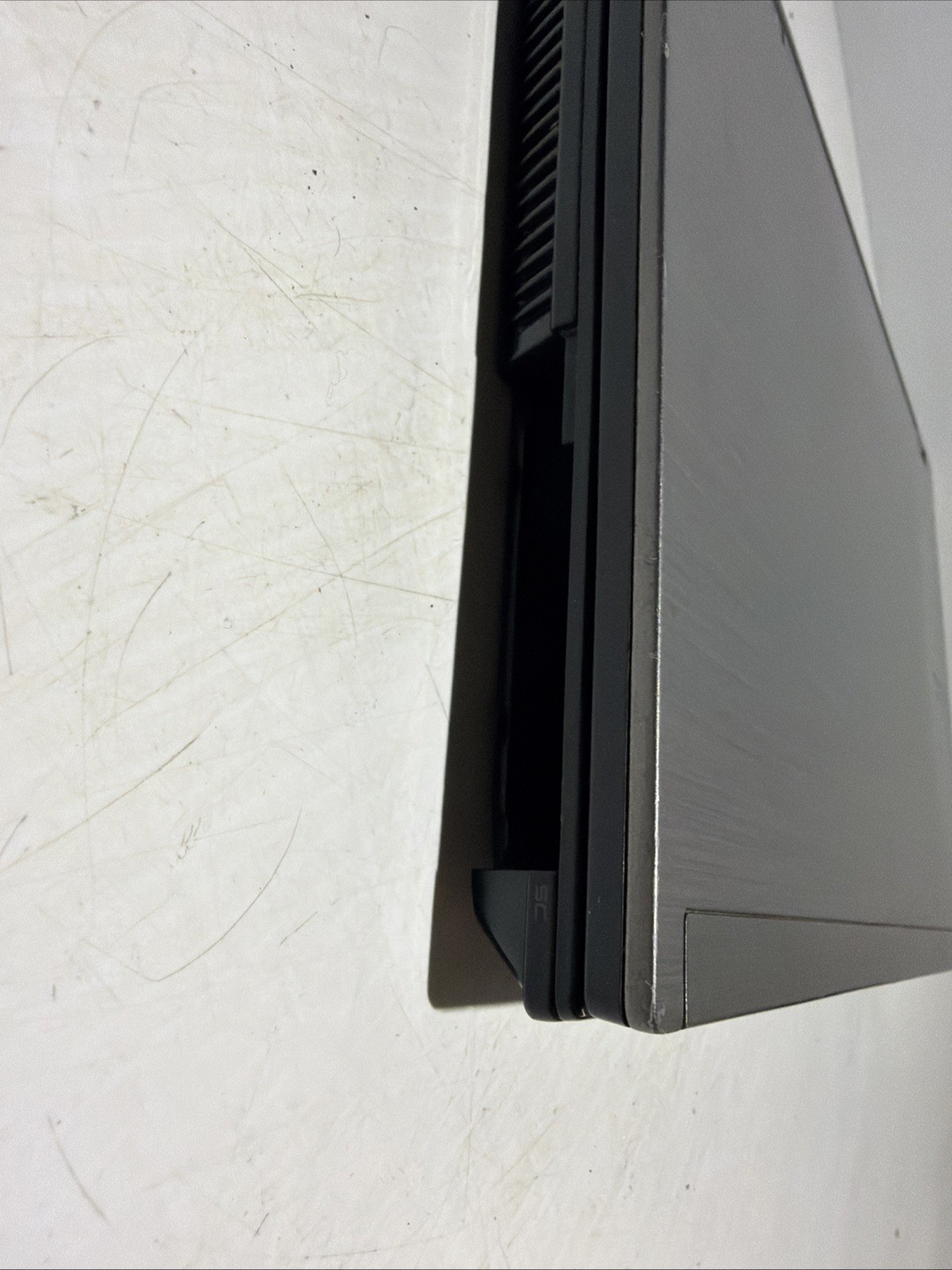 Dell Latitude E4310 14″ Laptop i5 M540 8gb Ram No Drives Boots Bios No P/S