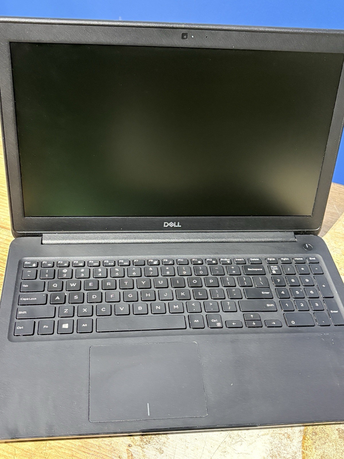Dell Latitude 3500 15″ i5-8265U 8GB RAM 256GB SSD | No Charger | No OS