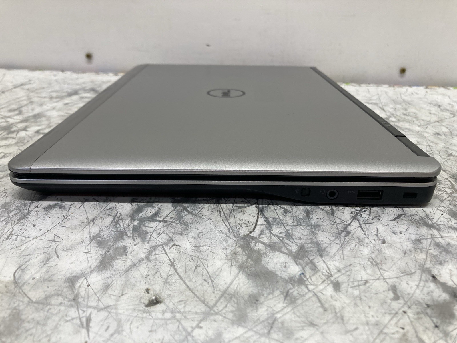 Dell Latitude E7440 | i5-4300U 1.9GHz 8GB RAM No HDD | Boot to BIOS *NO BATTERY