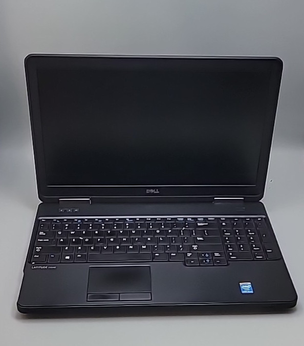 Dell Latitude E5540- Intel i5-4300U @ 2.50GHz /8GB RAM /250GB SSD /Win 11 Pro