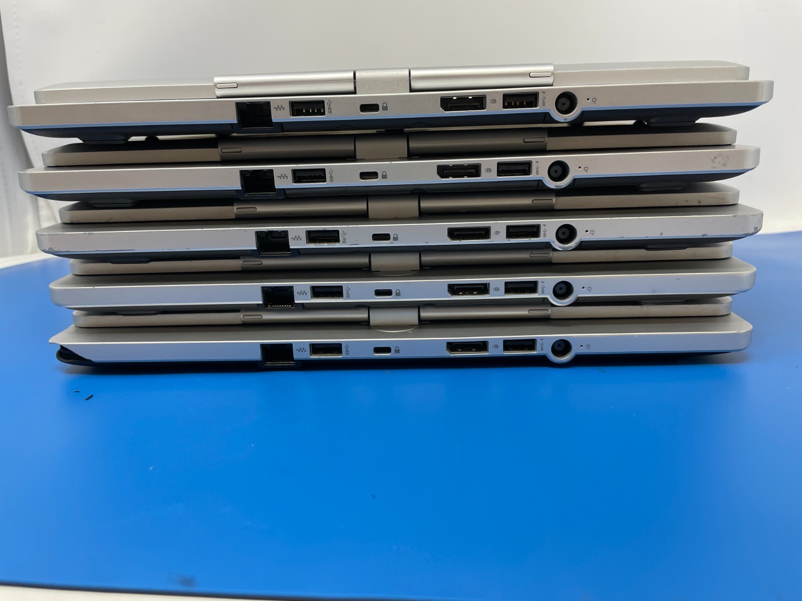 5 HP EliteBook Revolve 810 G3 FOR PARTS – i5 5200U 8GB RAM 256GB SSD