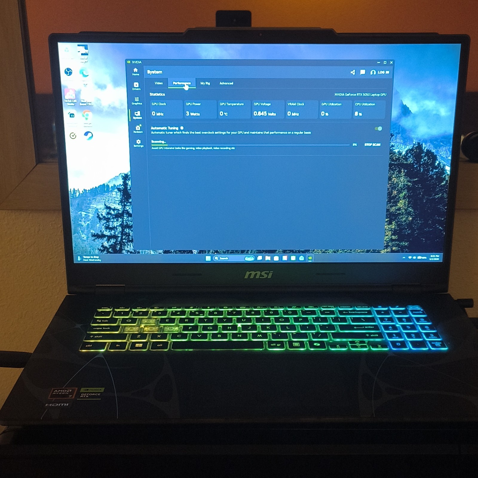 MSI Cyborg A17 AI B2HWEKG-021US 17.3″ Ryzen 7 RTX 5050 16GB 1TB