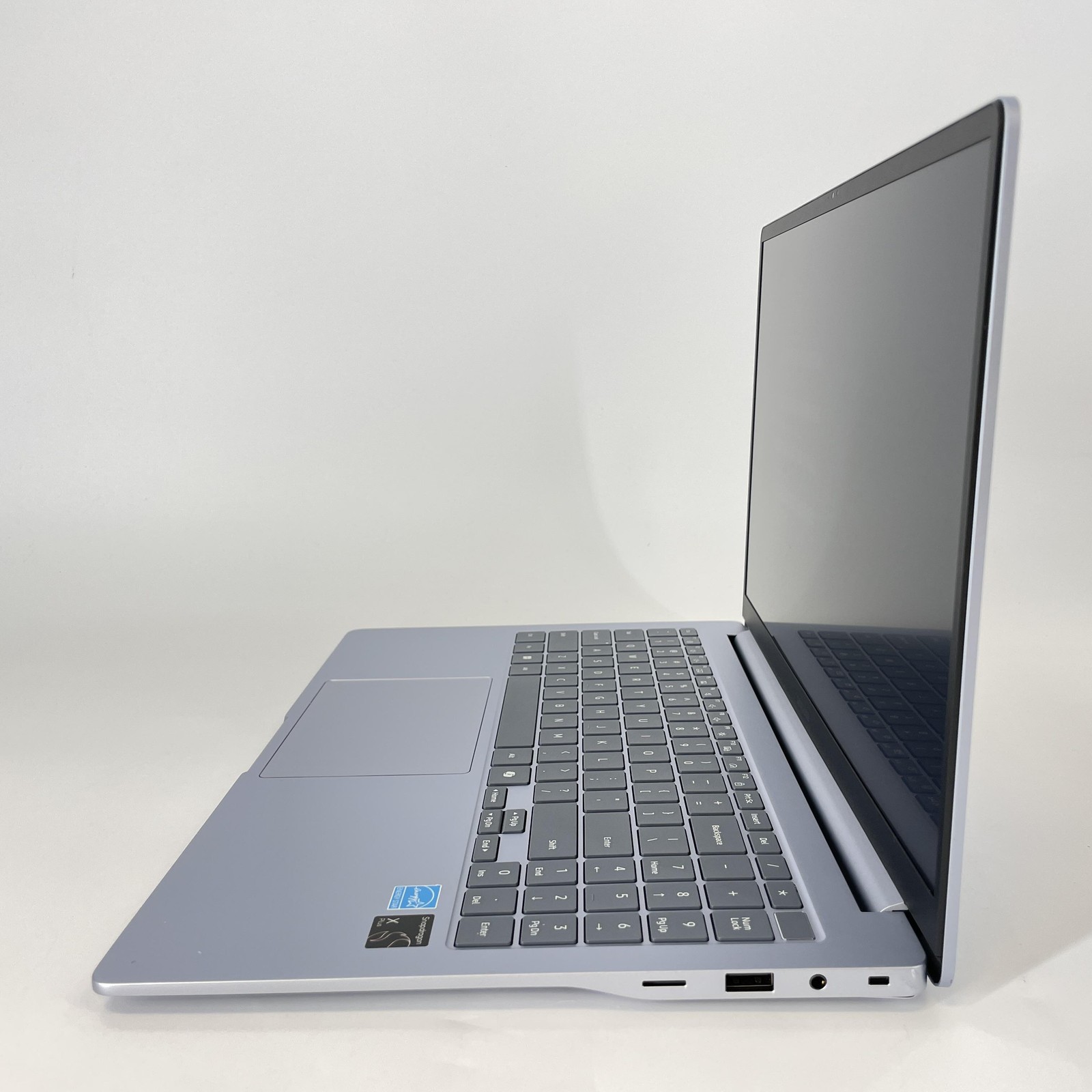 Samsung Galaxy Book4 Edge 15.6 FHD 3.24 GHz X Snapdragon X Plus 16GB 1TB eUFS