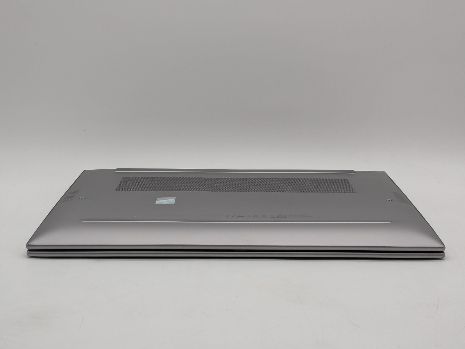 HP ZBook Firefly G10 14″ FHD+ 13TH I5-1350P 512GB SSD 16GB W11P Webcam Backlit