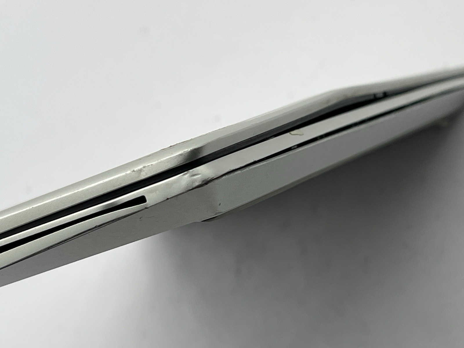 HP ProBook 640 G8 Laptop, i5-1145G7, 2.6GHz, 8GB RAM, No HDD/OS/AC-Bad Screen