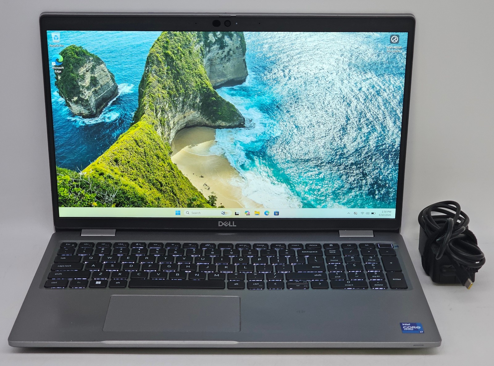 * Dell Latitude 5520 – 15.6″ Laptop – i7-1185G7 16GB RAM 512GB SSD – Windows 11