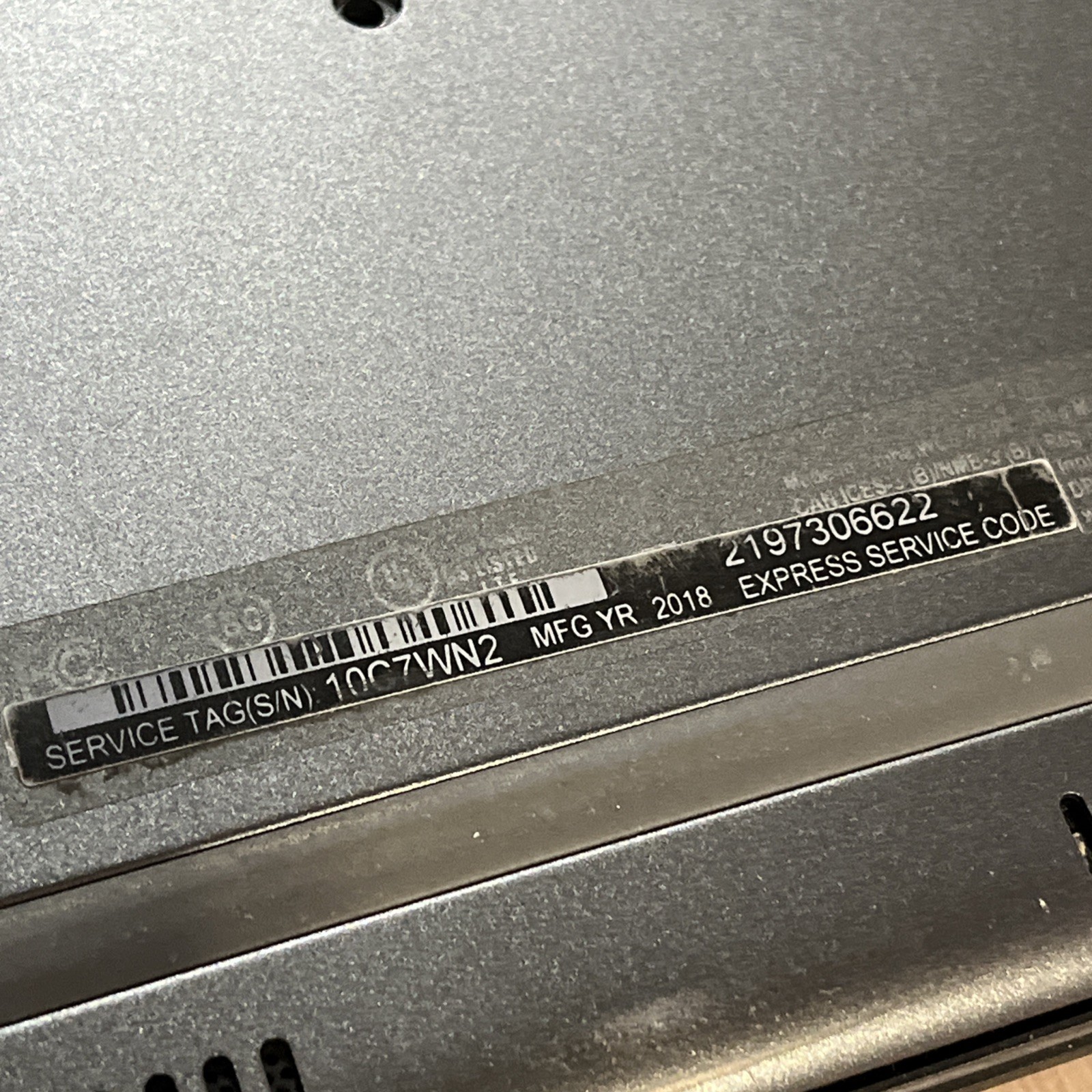 DELL INSPIRON 7375 AMD RYZEN 5 2500U 8GB RAM NO HD