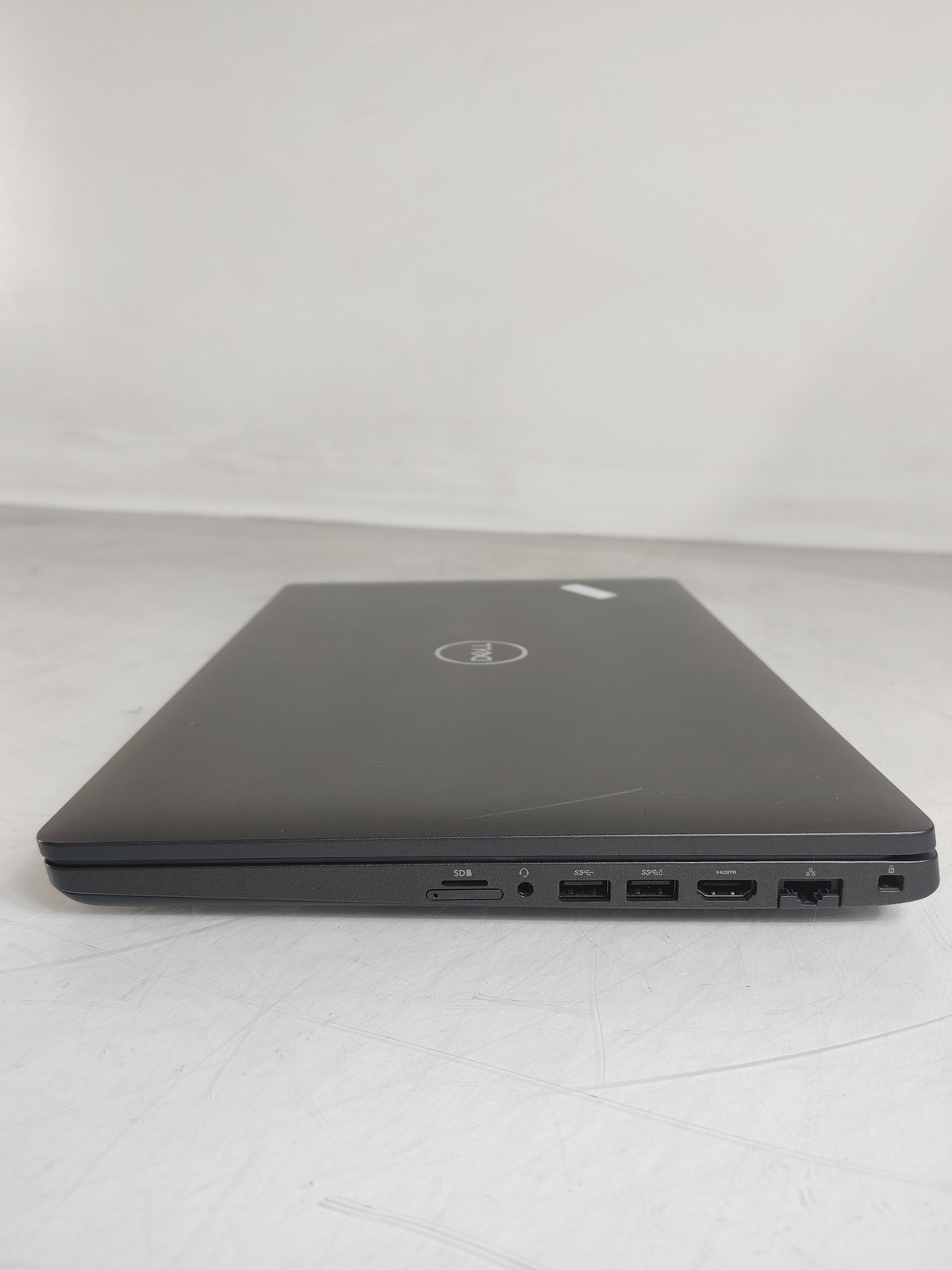 Dell Latitude 5500 Core i5-8365U 1.60 GHz 16 GB DDR4 No HDD