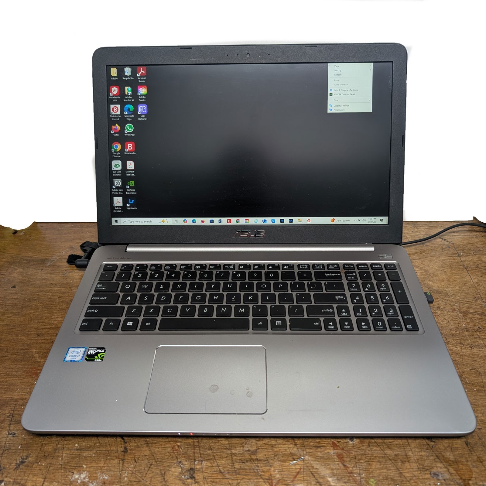 ASUS ZenBook 15.6” core i7-16GB