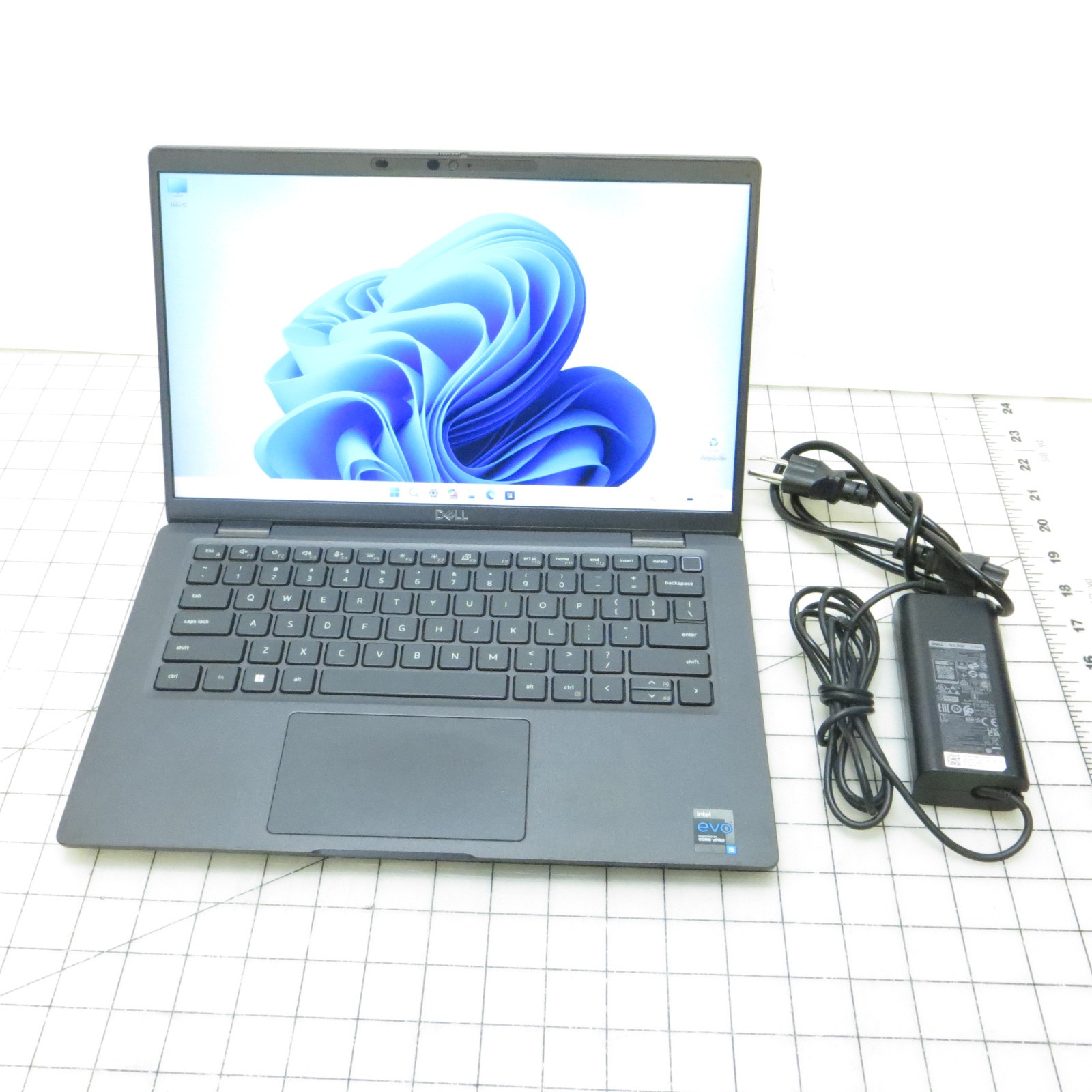 Dell Latitude 7420 Intel i5 11th Gen 16GB RAM 256GB SSD 14″ Win 11 Pro Laptop PC