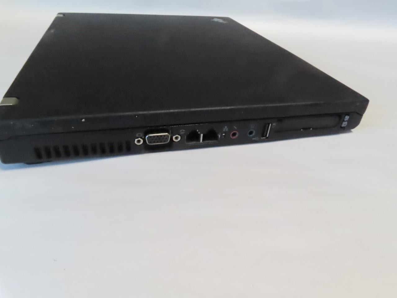 *UNTESTED* IBM LENOVO THINKPAD T60 CORE DUO T2400 1GB RAM NO HDD 14” LAPTOP