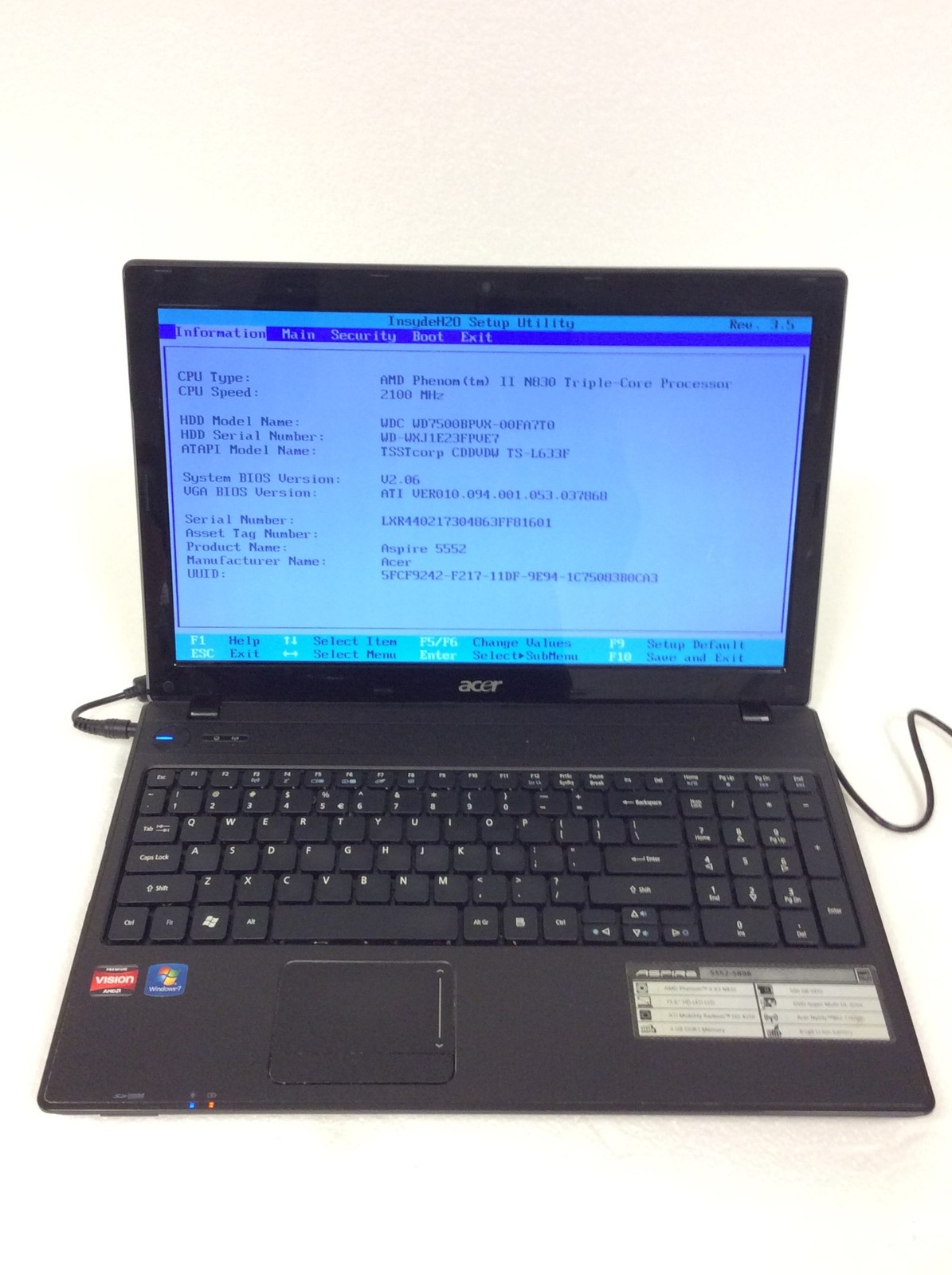 Acer 5552 Laptop Amd Phenom II N830 Triple-Core 2.10Ghz w/ 750GB HD, 4GB