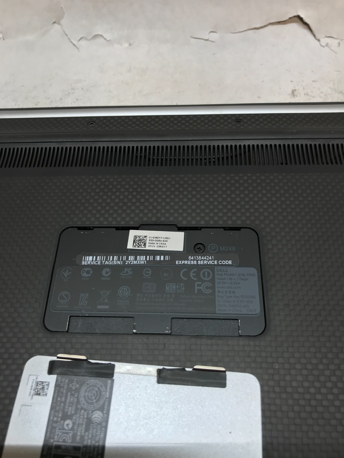 Dell XPS 12 9Q23 12″ Laptop Intel i7-3537U 2.0GHz 8GB RAM NO SSD For Parts – DW