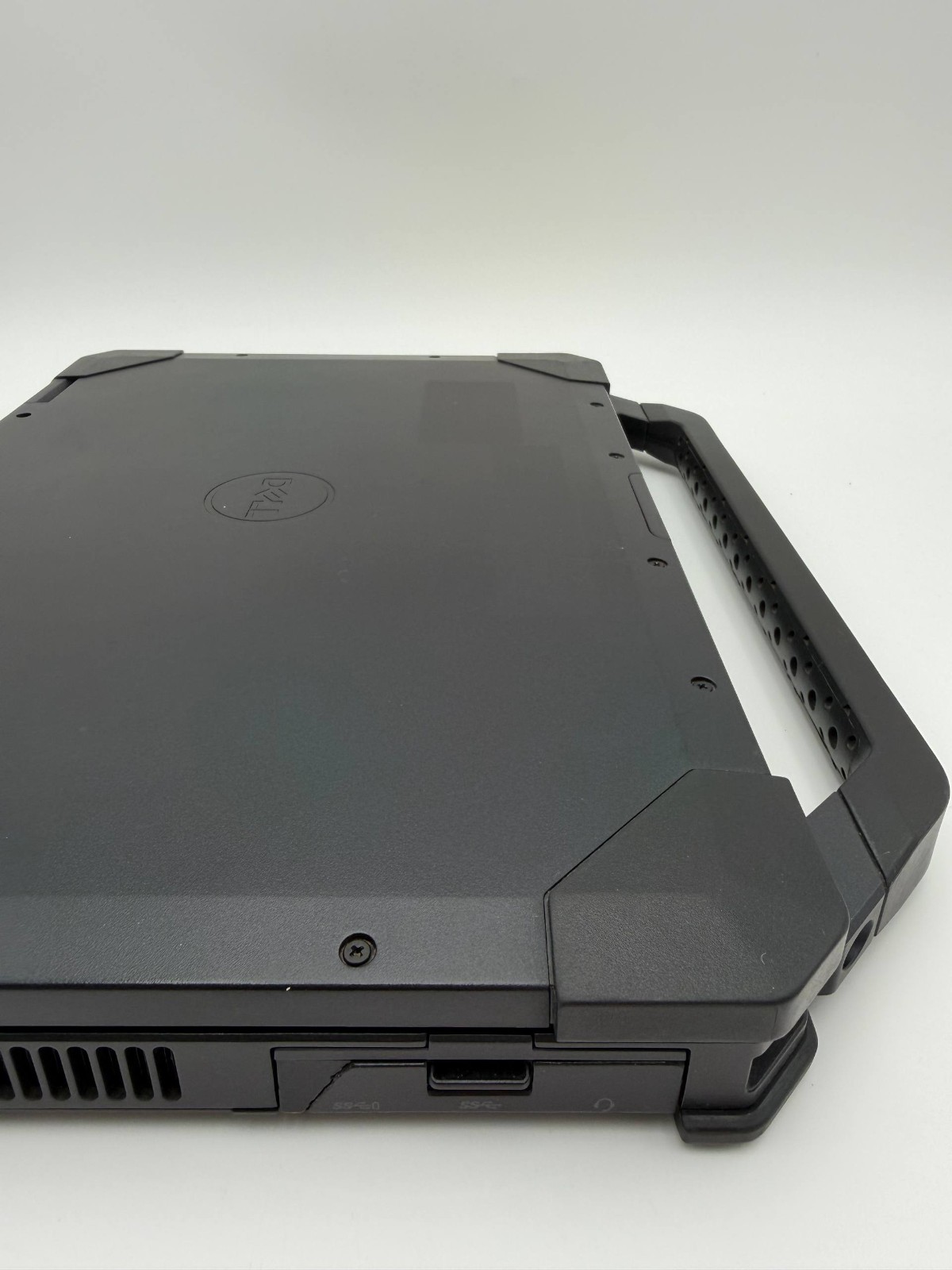 Dell Latitude 5420 Rugged 14″ FullHD i5-8350U 8GB RAM 512GB SSD Win11pro