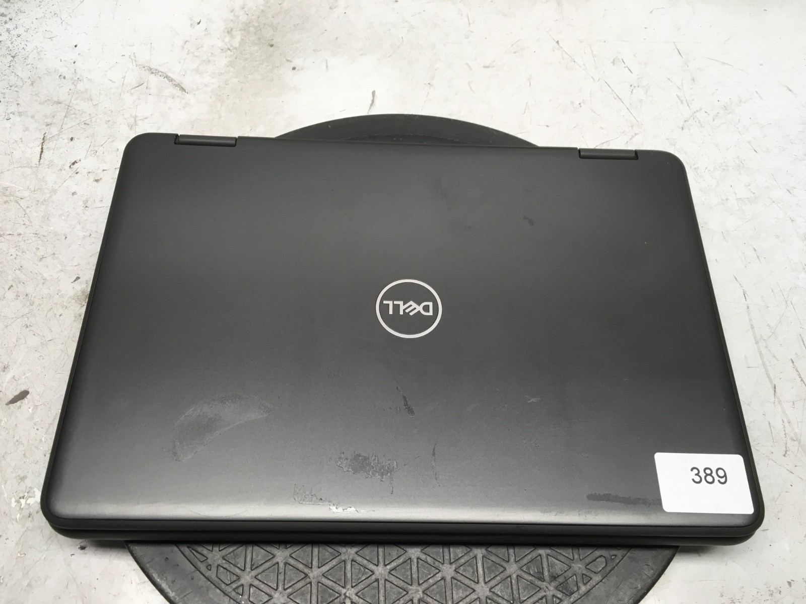 Dell Latitude 3190 2-In-1 Intel Celeron N4100 1.1GHz 4 GB NO HDD