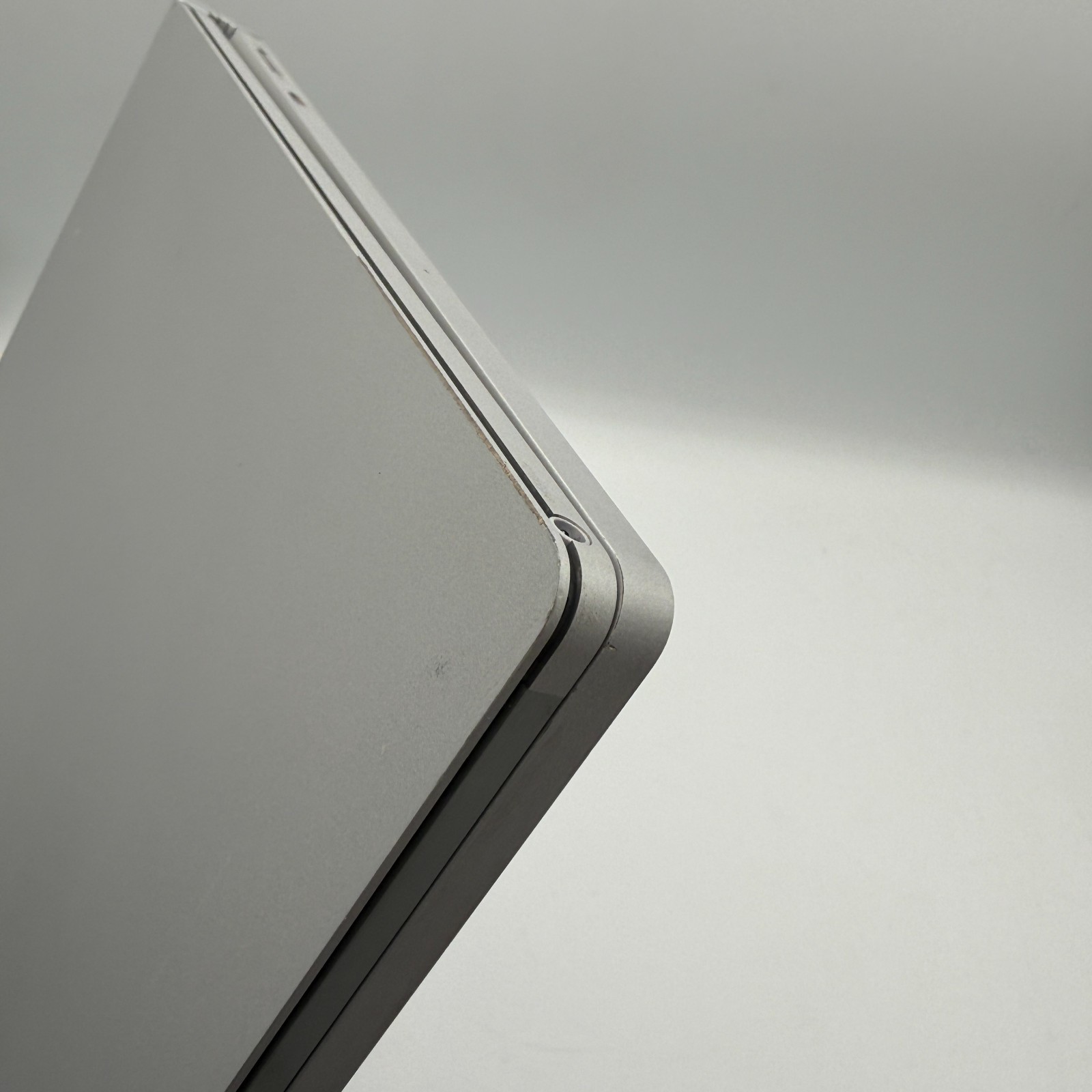 Microsoft Surface Book 3 1899 i7-1065G7 1.3GHz 32GB RAM 512GB SSD GTX 1650 Max-Q