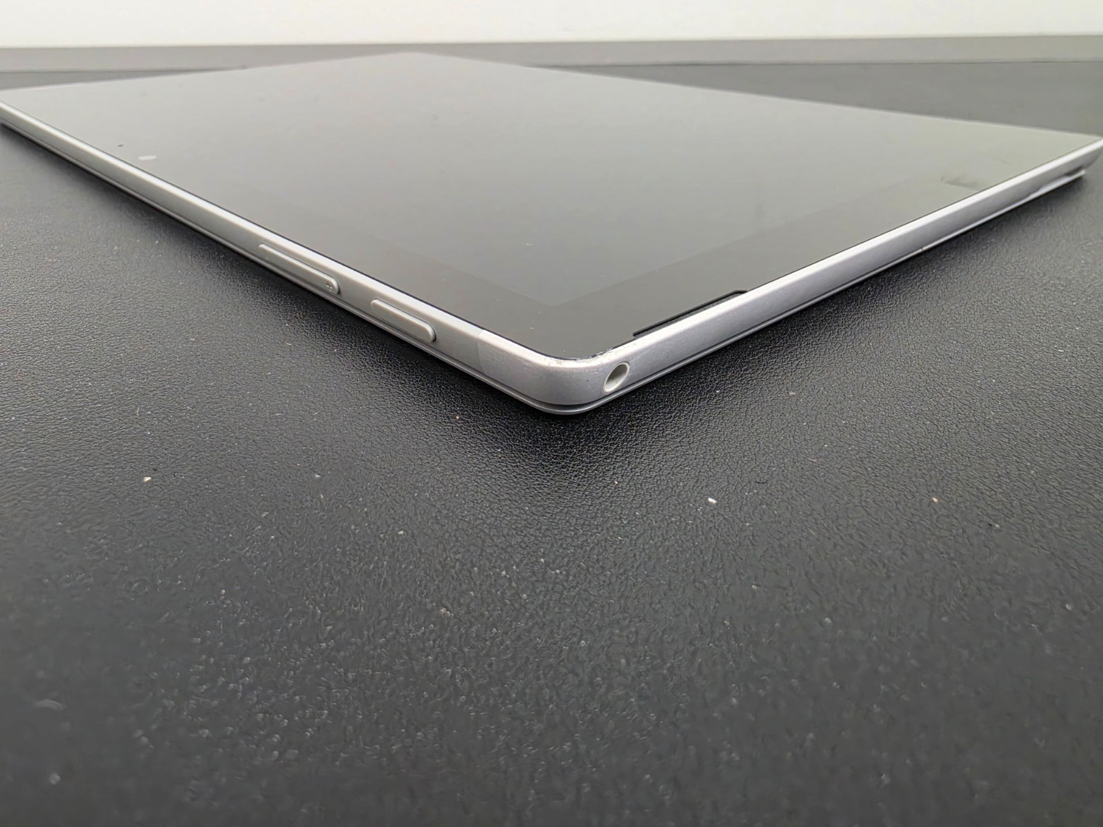 Microsoft Surface Pro 6 *1796* i5-8350U 8GB Ram 128GB SSD Win 11 Pro