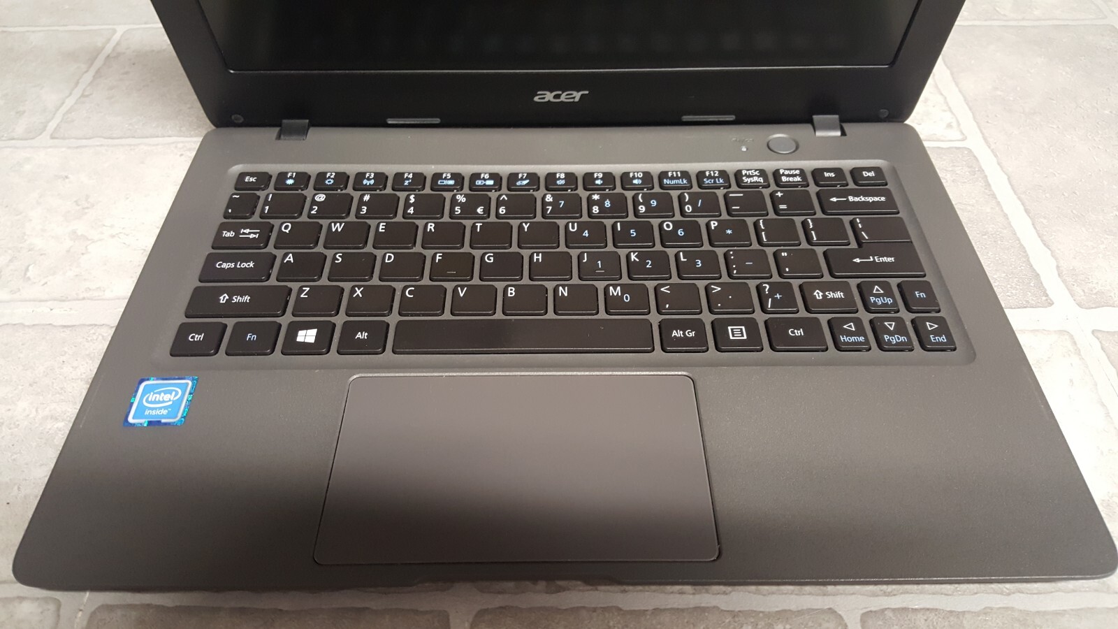 Acer Aspire One Cloudbook Laptop 11 (N15V1) Intel Celeron BATTERY NOT CHARGING