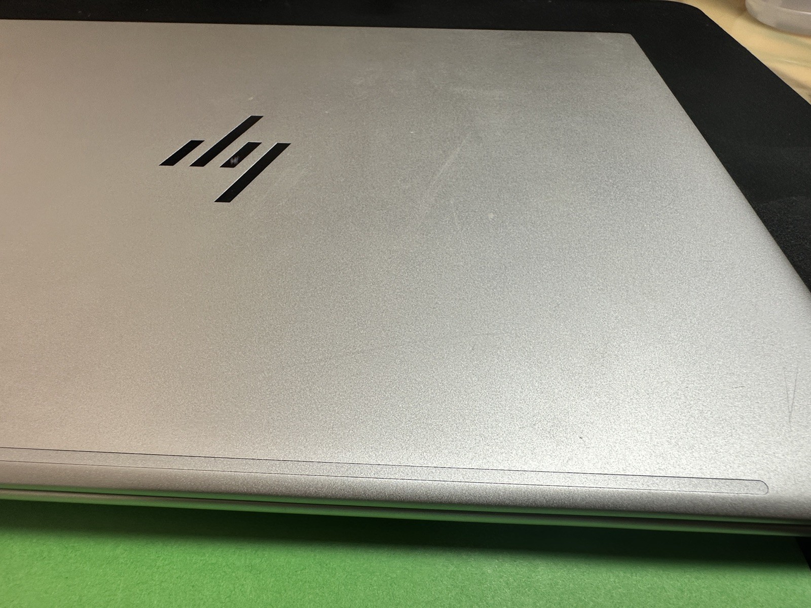 HP EliteBook 860 G11 16” Ultra 7 165U vPro 16GB 512GB SSD Win11 Pro