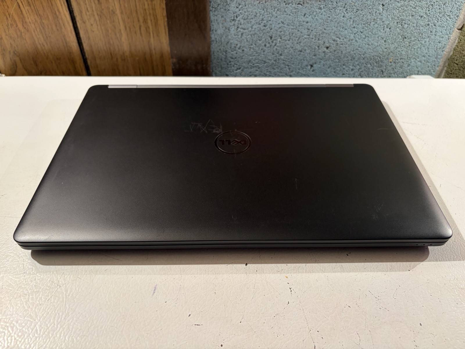 DELL LATITUDE E5570 FHD 15.6” INTEL i5-6300U 8GB RAM 250GB SSD WINDOWS 11 PRO