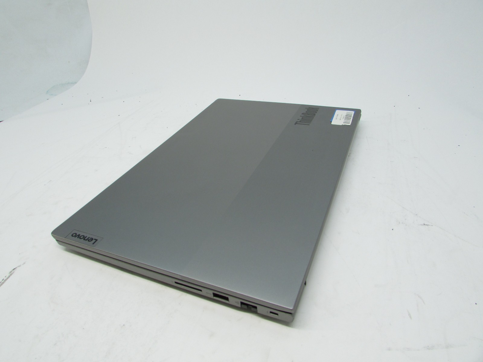 Lenovo ThinkBook 15 G4 ABA 15.6″ RYZEN 7 5825U 16GB 256GB SSD No OS/AC