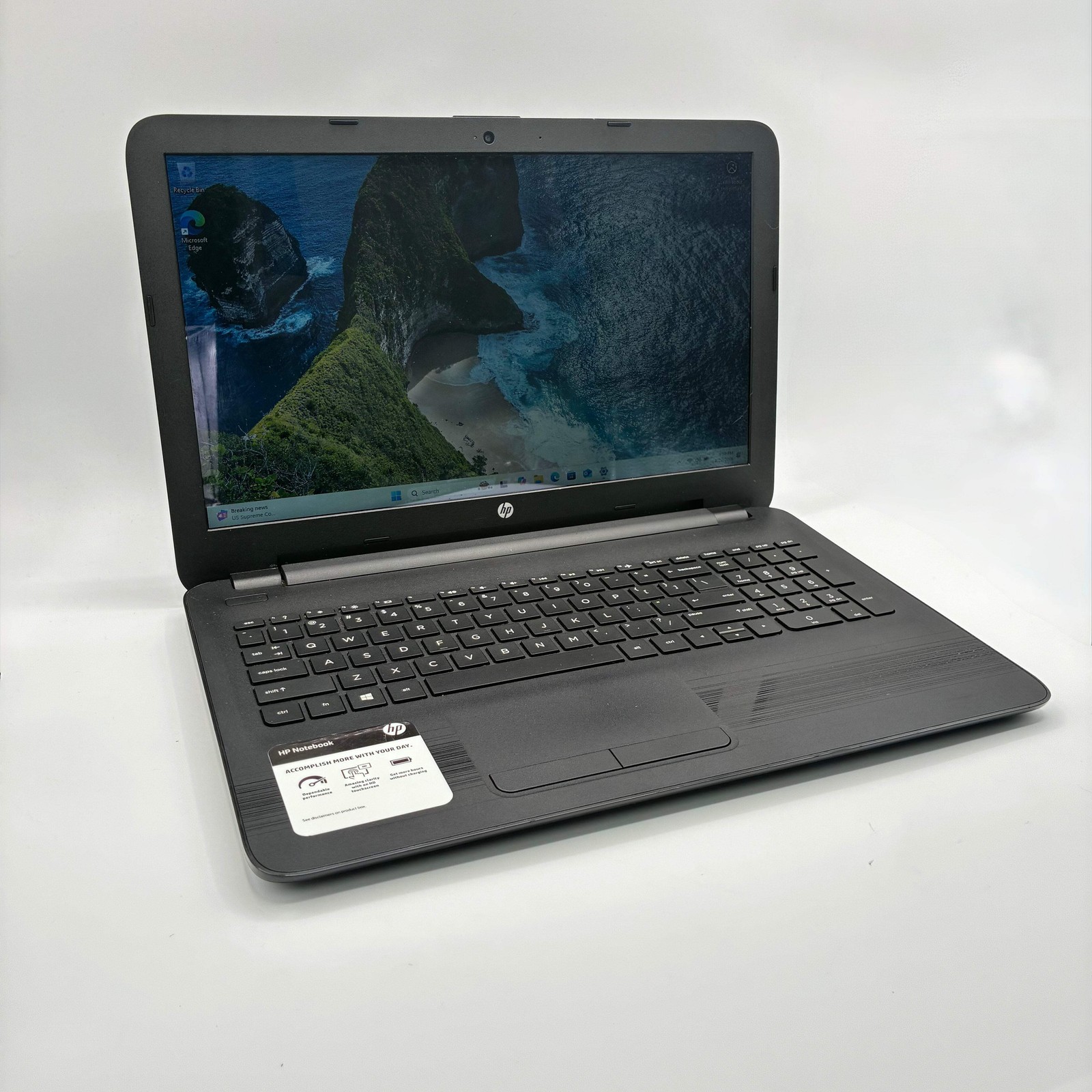 HP 15-BA079DX 15″ AMD A9 6GB 1TB Black BAD BATTERY