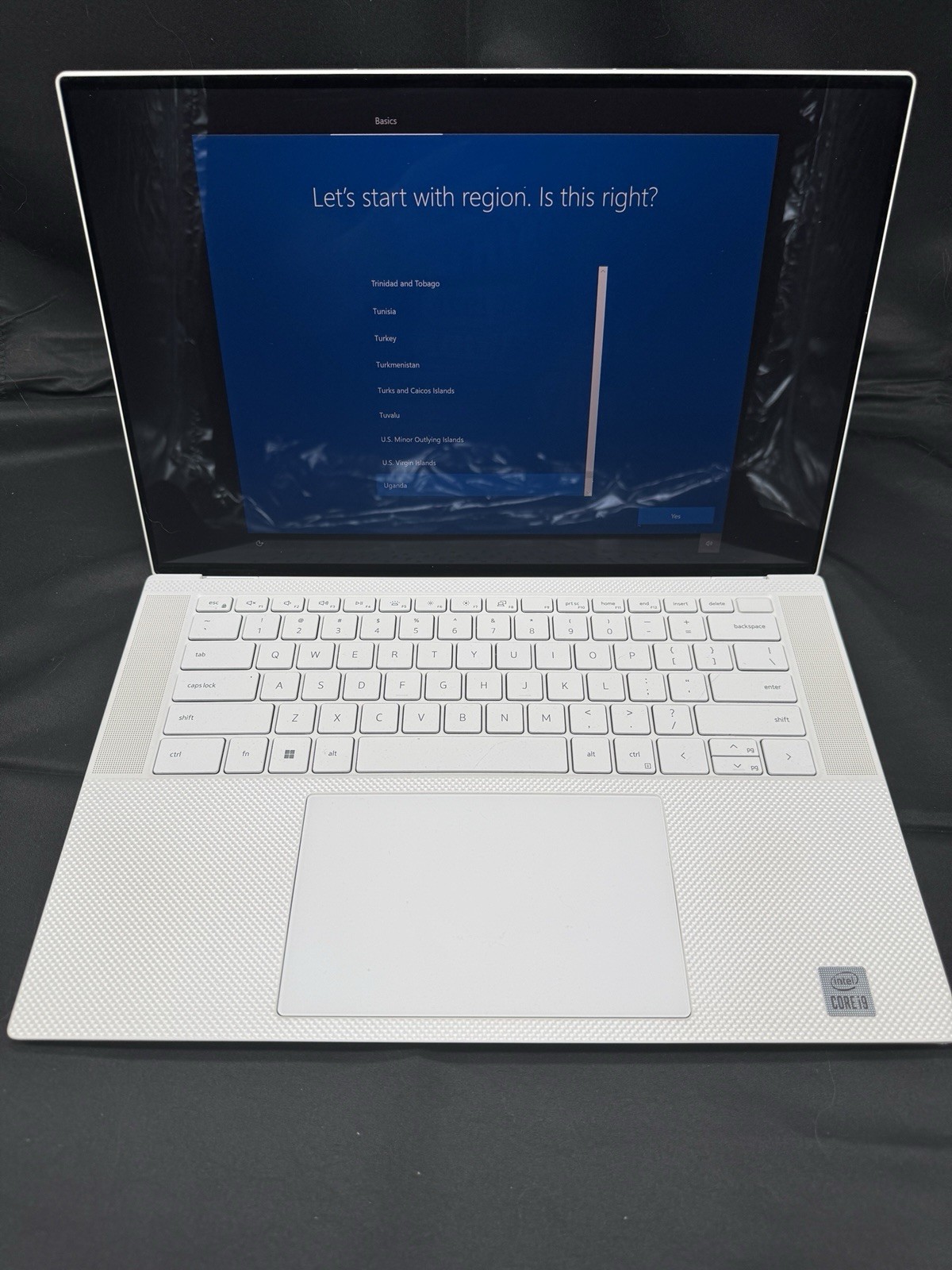 2022 Platinum White Carbon Dell XPS 15 9500 i9-10885H 16Gb 512Gb 1650Ti 4K Touch