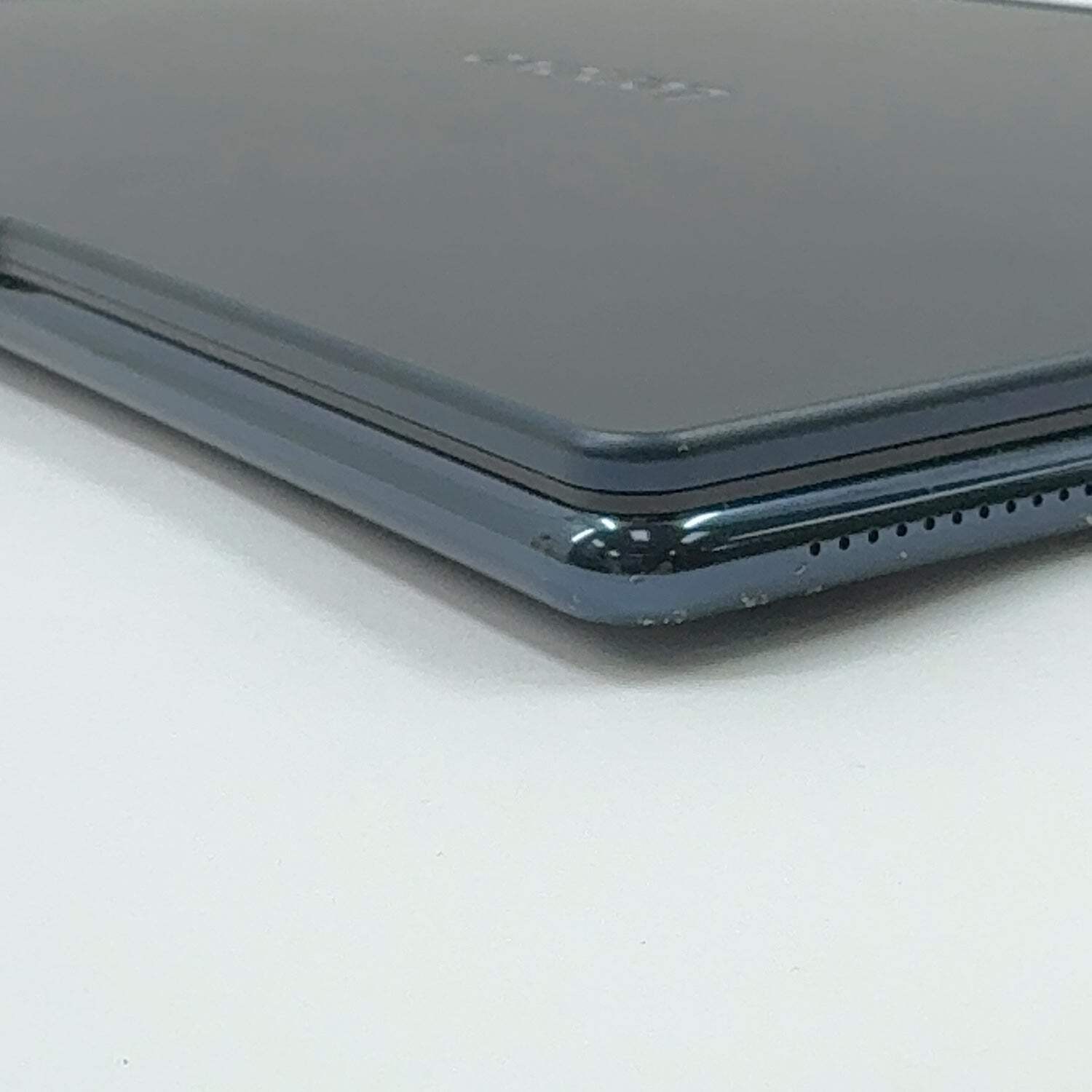 Lenovo YOGA 9 2-in-1 14ILL10 14″ Core Ultra 7 258V 2.2GHz 32GB RAM 1TB SSD