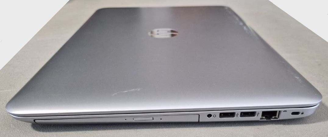 HP PROBOOK 450 G4,15.6IN, i5-7200U,8GB RAM, 500GB SSD, WIN11 PRO – Y9F94UT