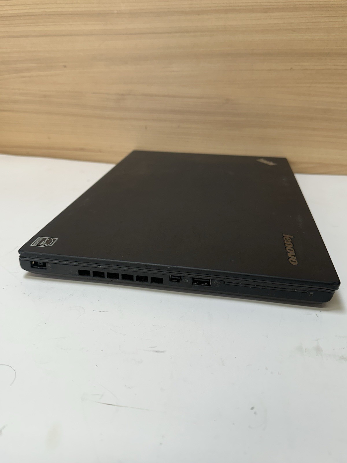 Lenovo ThinkPad T440 i3-4030U 4GB RAM 500gb HDD 14″ (for Parts Or Repair)