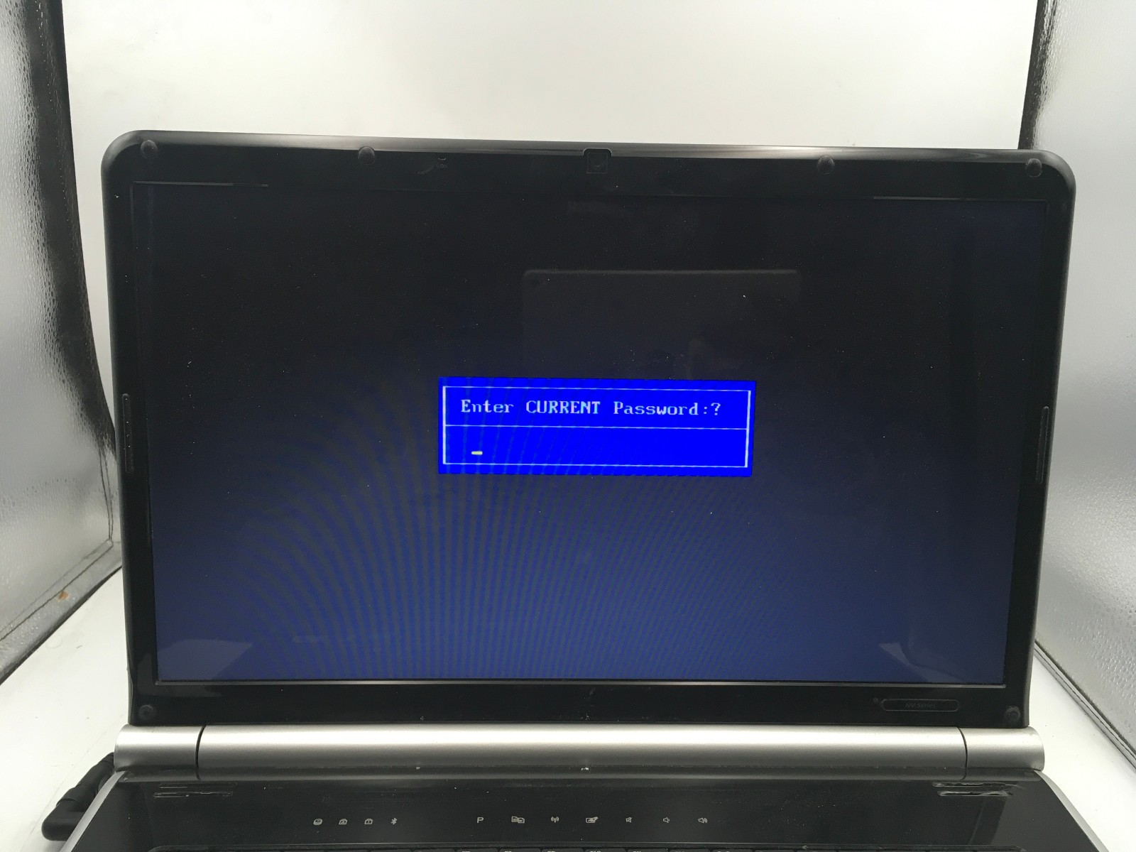 GATEWAY NV7802U – FOR PARTS/BIOS LOCK – INTEL 2 DUO T6600 – NO RAM -READ DESC-BB