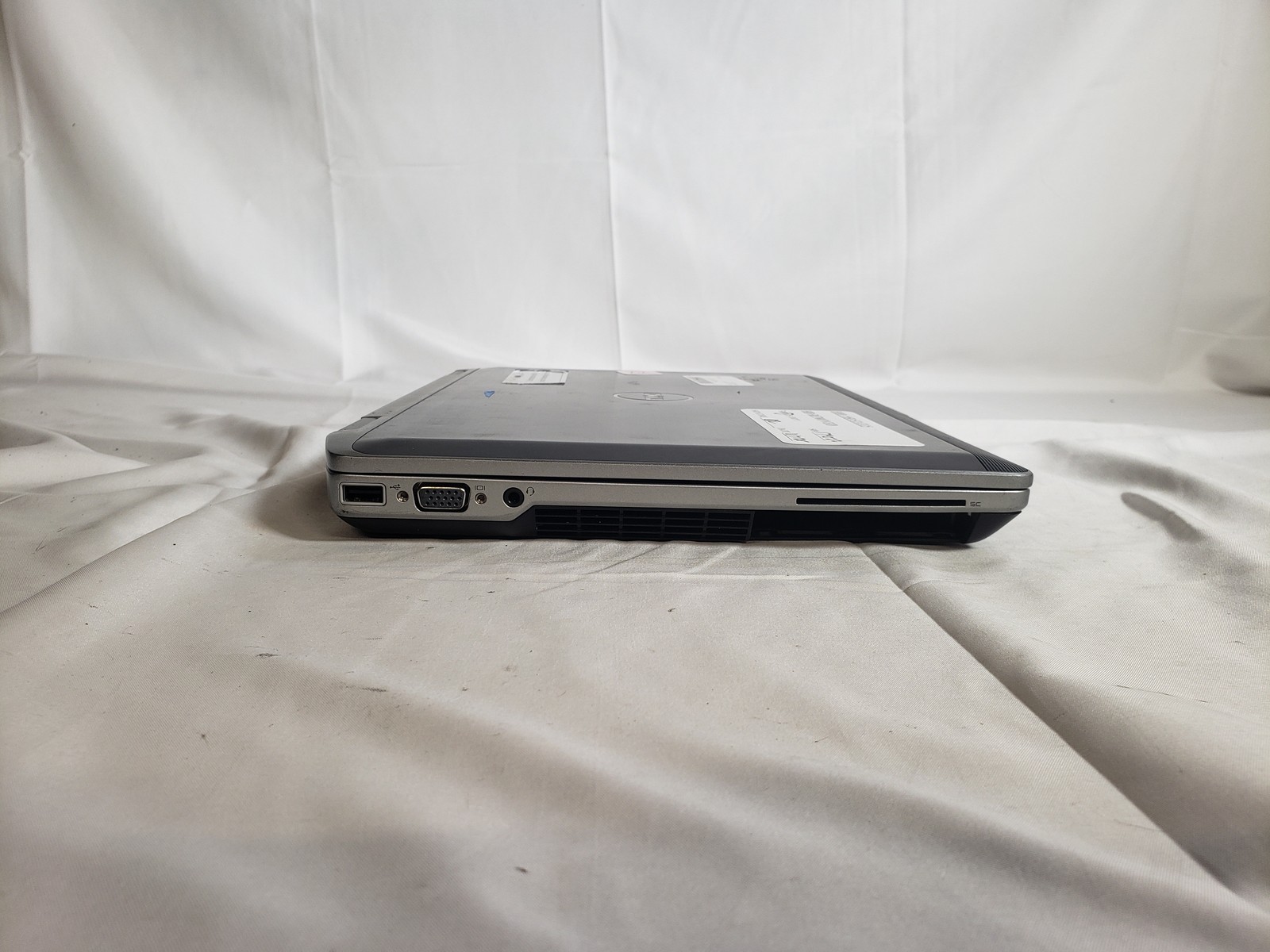 Dell Latitude E6420 i5-2410M 4GB No Drive 14″ Laptop