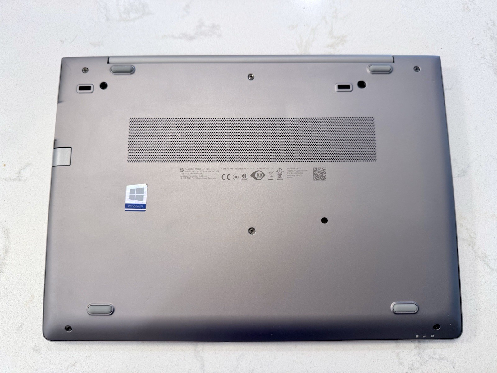 HP ZBook 14u G5 14 FHD i7-8550U 1.8GHz 16GB 1TB SSD AMD Radeon Pro WX 3100 WORKS