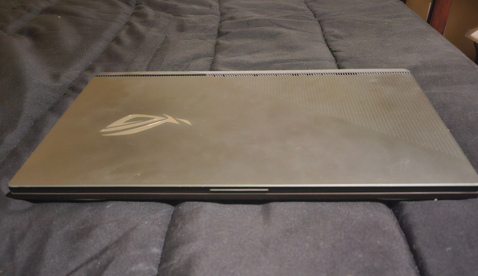 ASUS ROG Strix G713 Ryzen 7 RTX 3050 64GB 5TB SSD 17.3″ Excellent + Camera